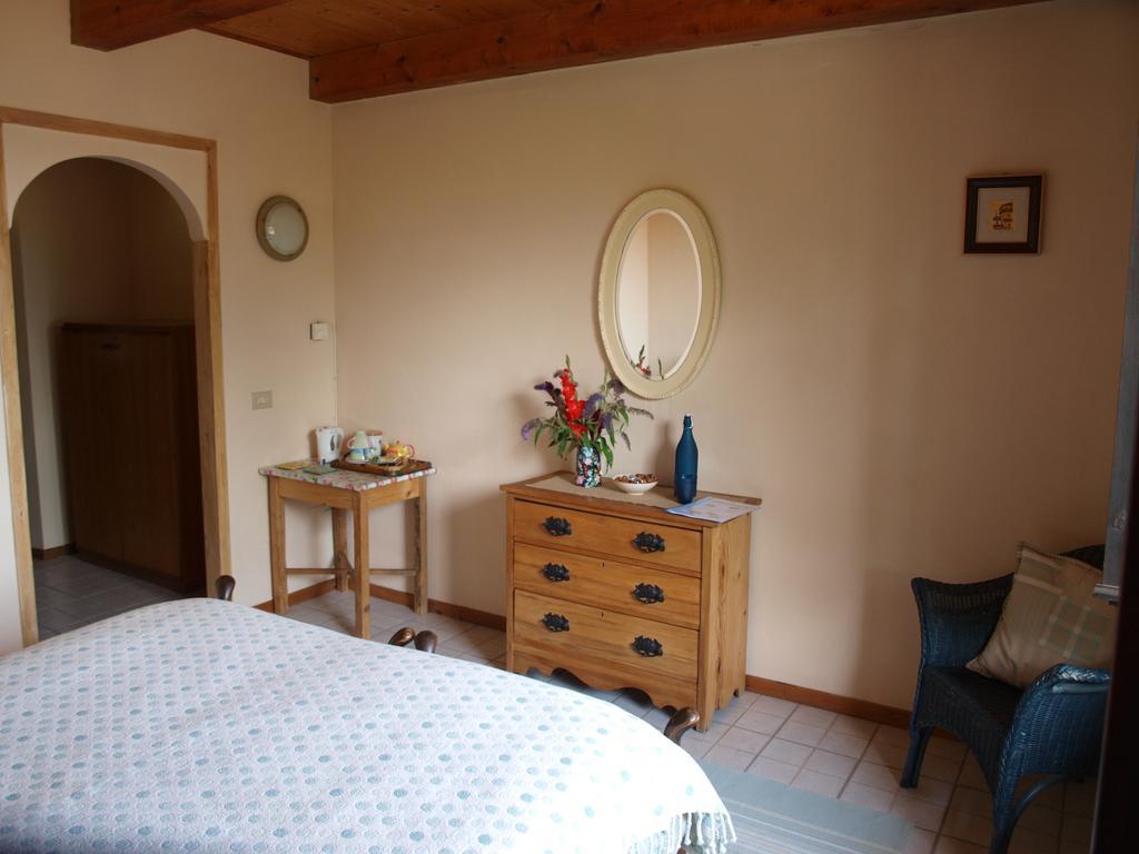 La Collina degli Scoiattoli Villa Cravanzana Esterno foto